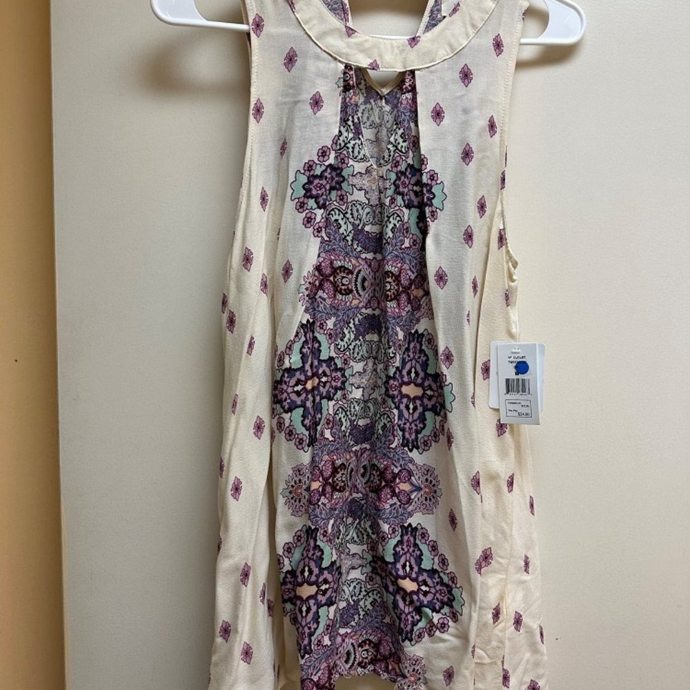 sleeveless dress top